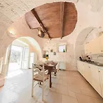 Trulli Beauty Pinnacolo * Локоротондо